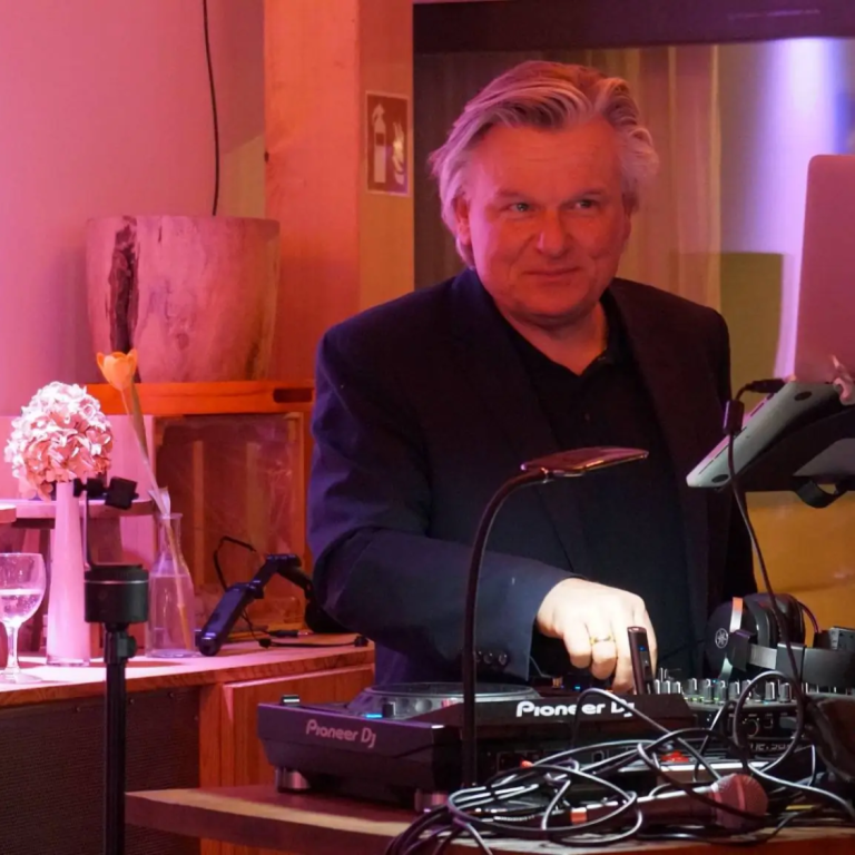 DJ Cassollage Golfclub Grafengrün in Düsseldorf